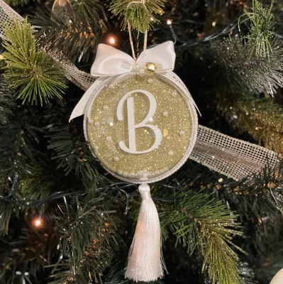 Χριστουγιεννιάτικη μπάλα Plexiglass με Αρχικό γράμμα Όνομα B